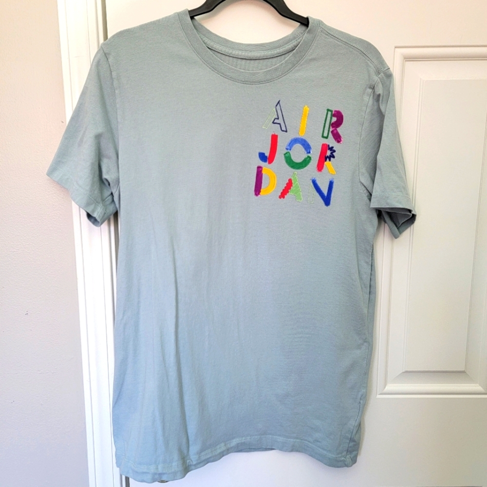 Air Jordan The Cradle Colorful Graphic T-Shirt Light Blue Unisex Size M